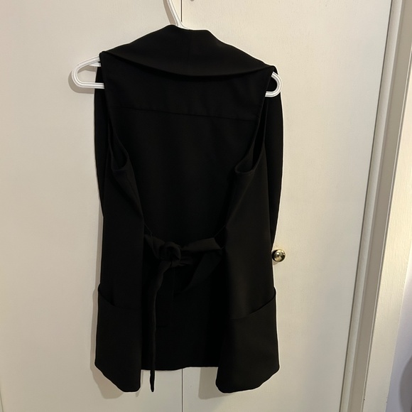 Matteson Size Small Black, Mid-length Vest - Picture 11 of 13